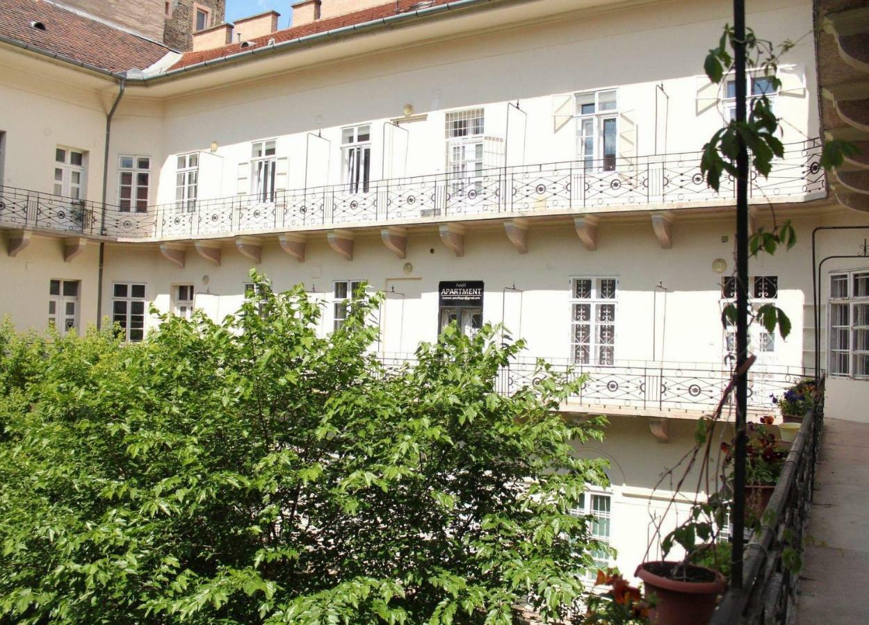 شقة Yasmine Flat بودابست المظهر الخارجي الصورة