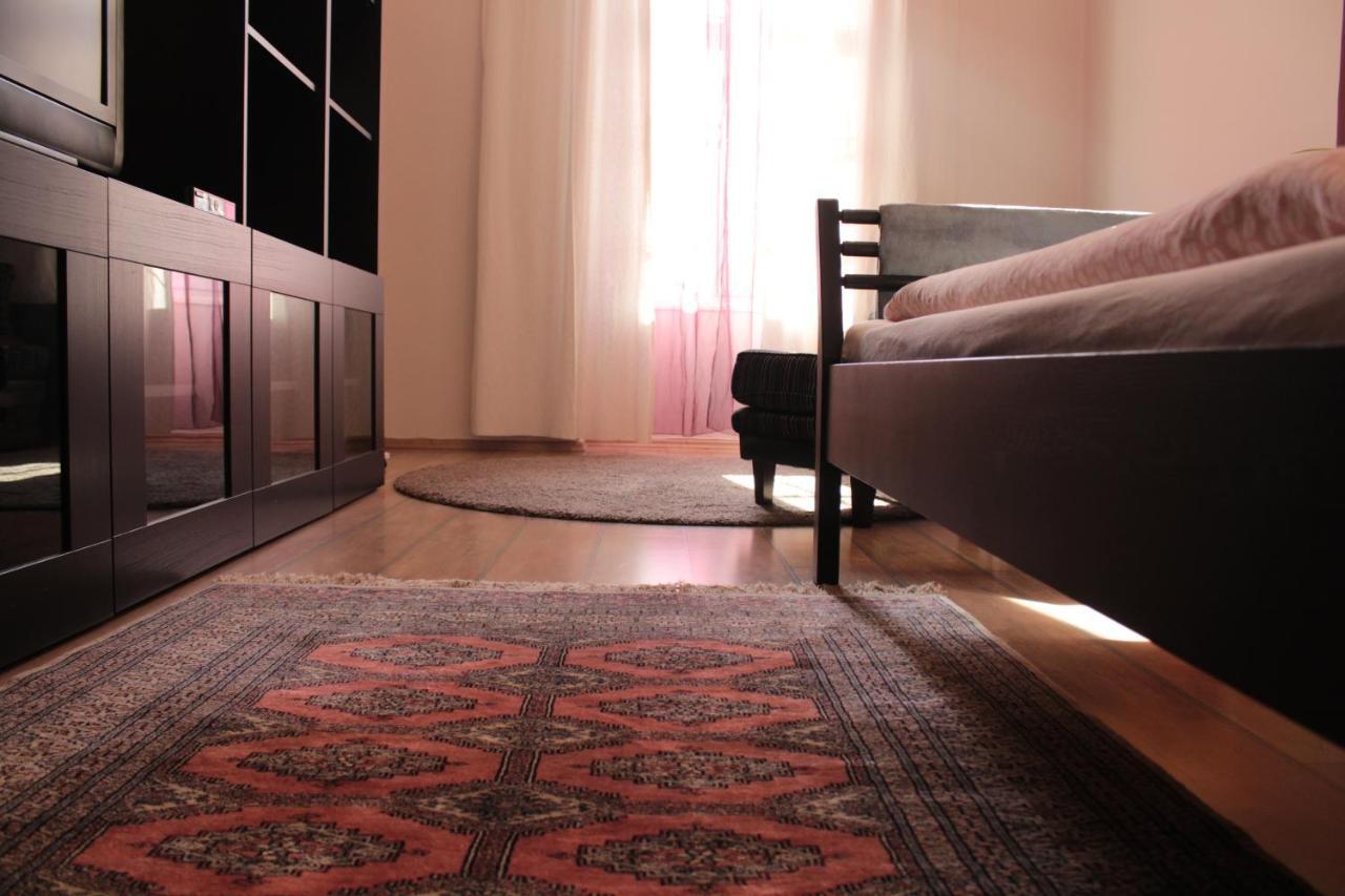 شقة Yasmine Flat بودابست المظهر الخارجي الصورة